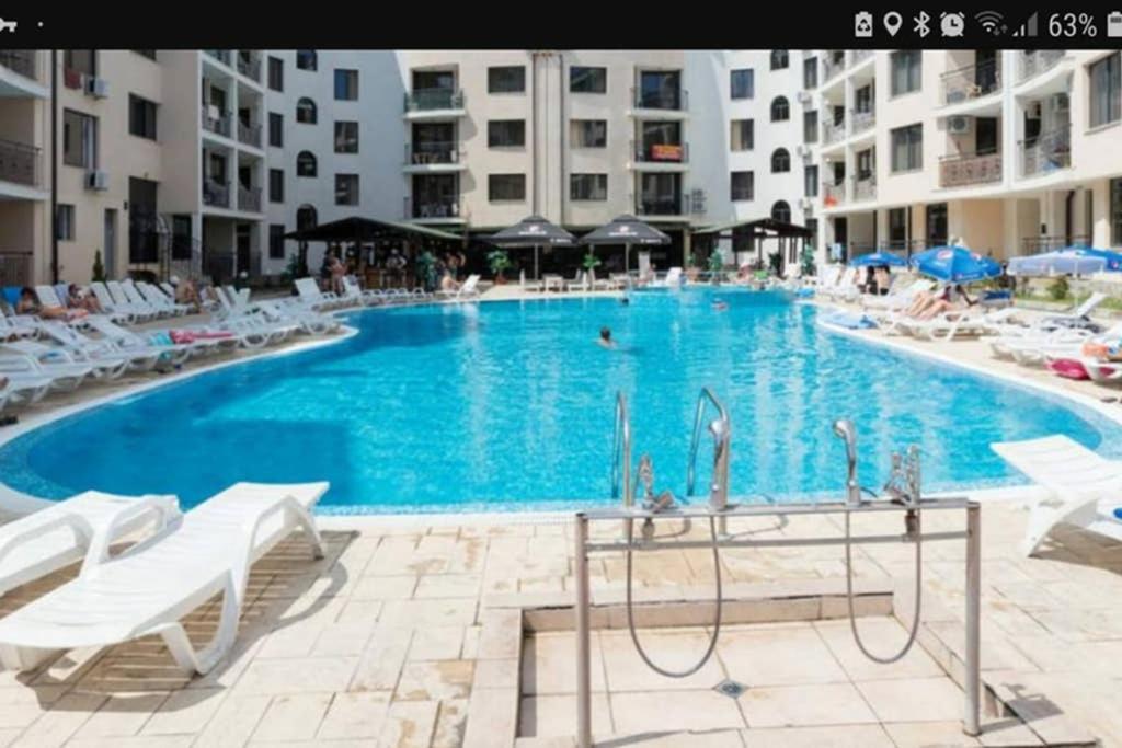 Avalon Appartament Da Lary Солнечный берег Экстерьер фото